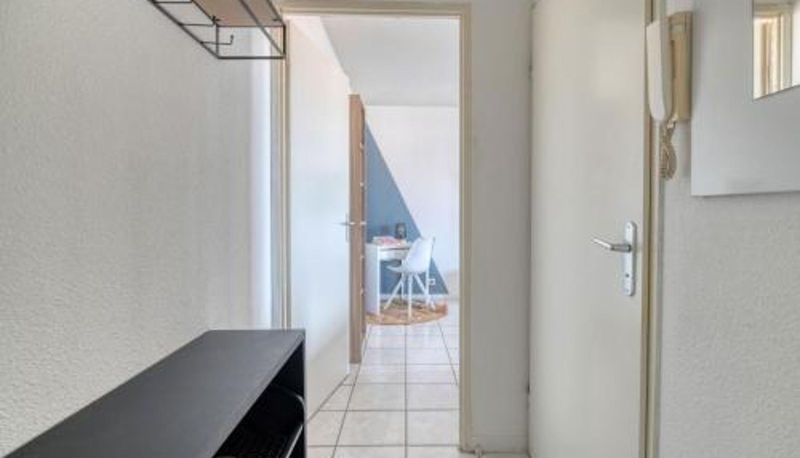 Apartment - Spacieux proche aéroport et airbus