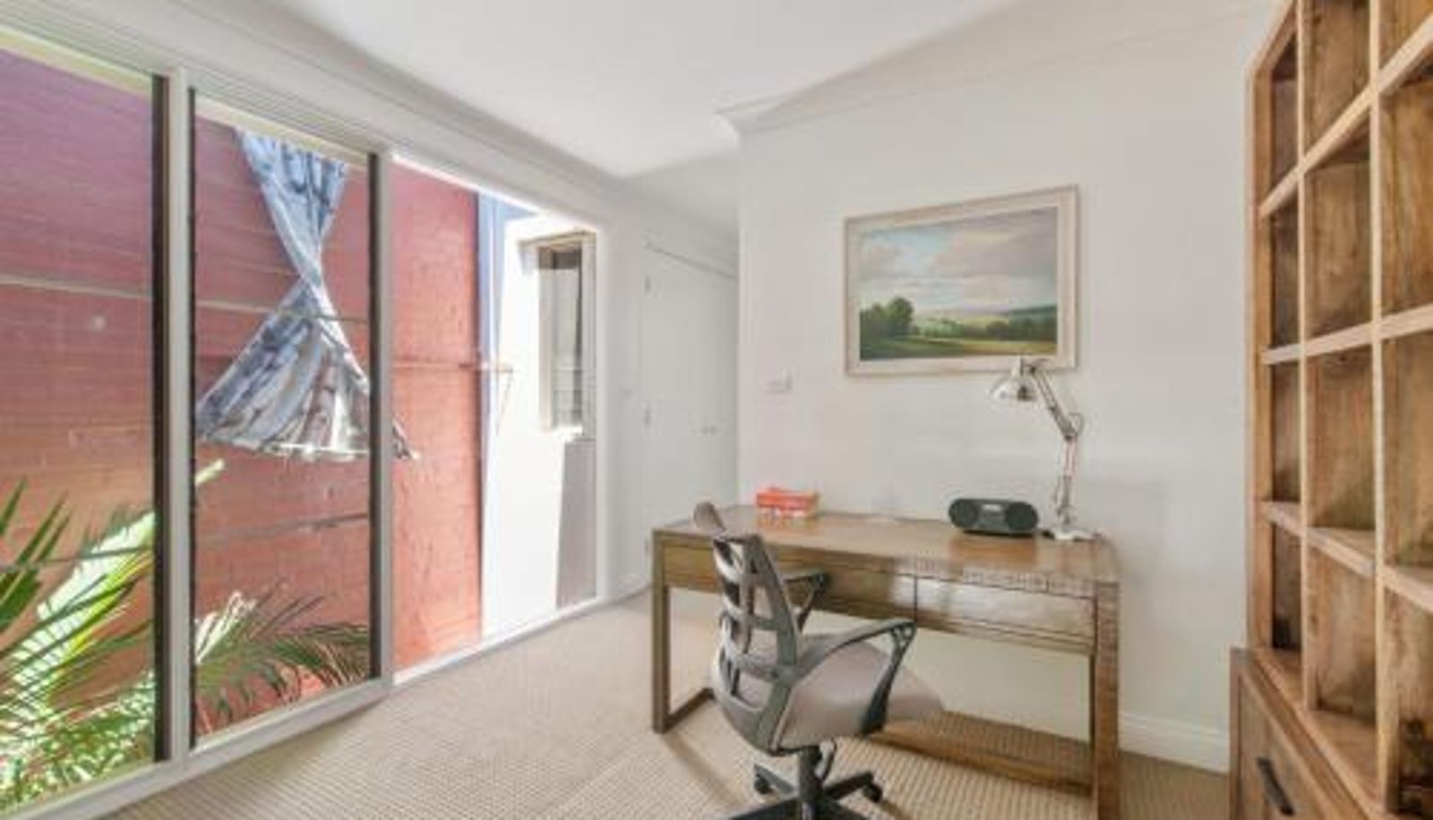 Kuchnia - 2BR Terrace on Leafy Tree-Lined Street