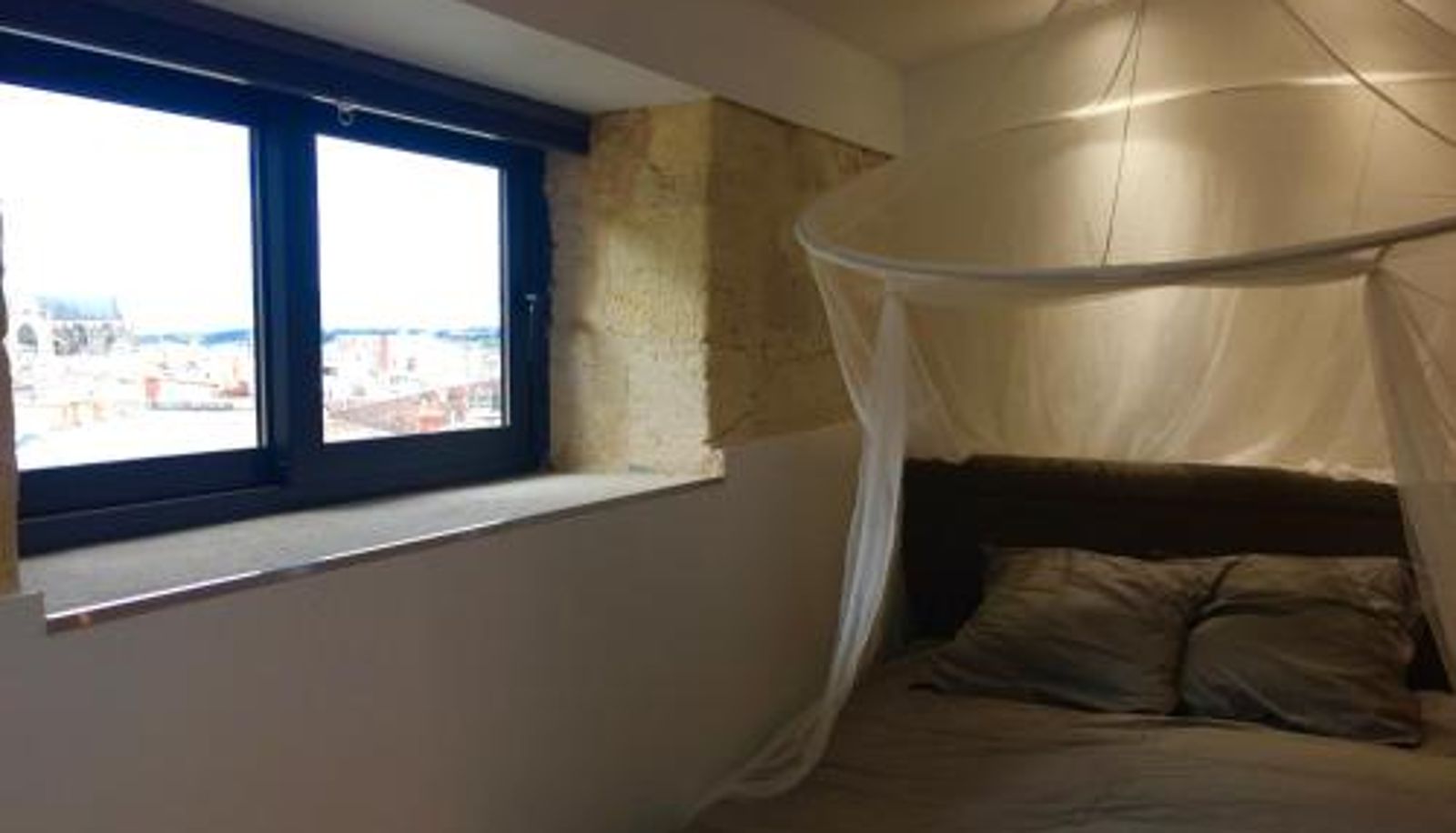 Appartement - Au marche des Capucins by Cocoonr