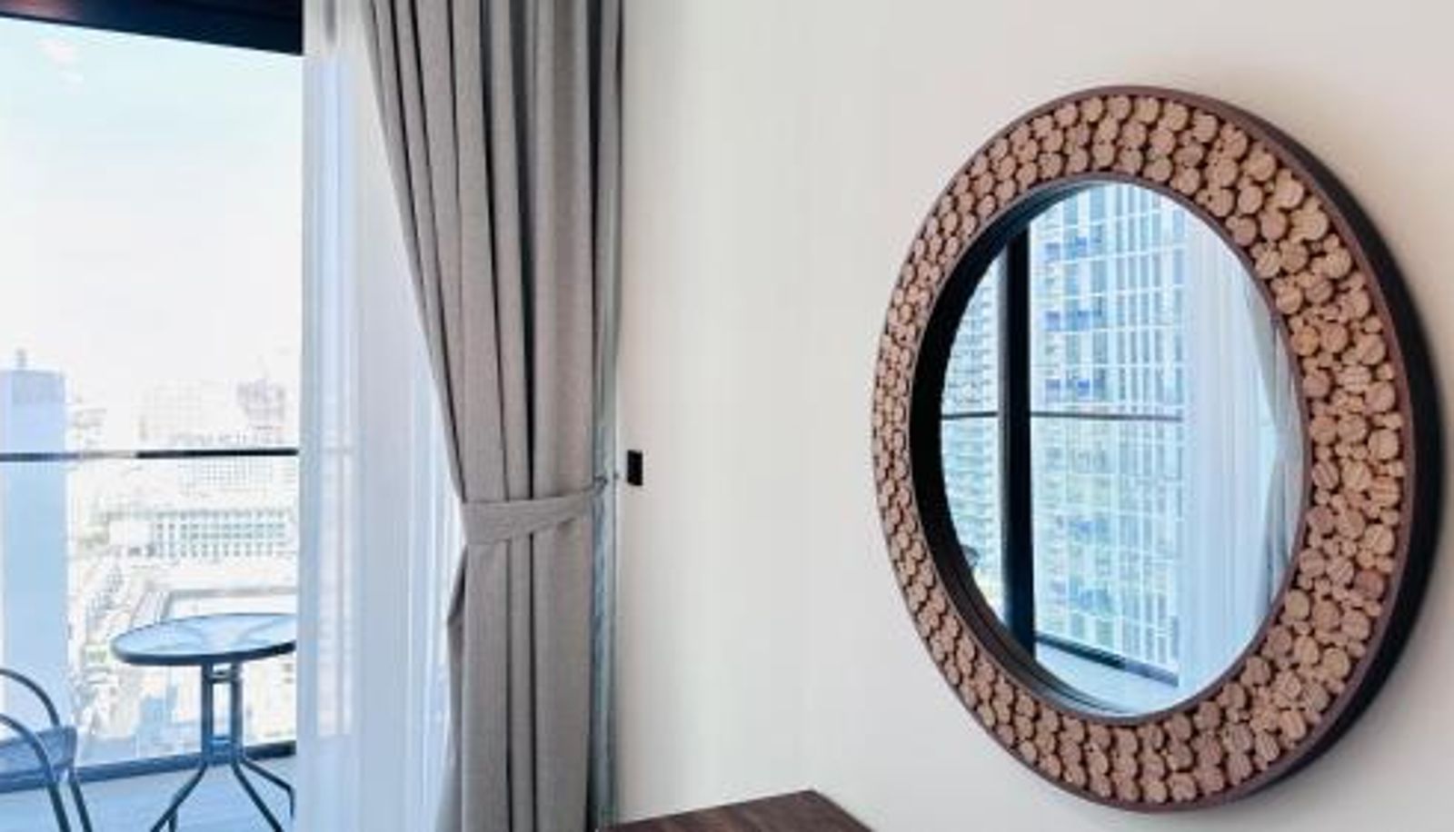 Apartamento - OYO HOME 1408 Standard 1bedroom Apartment Binghatti Emerald
