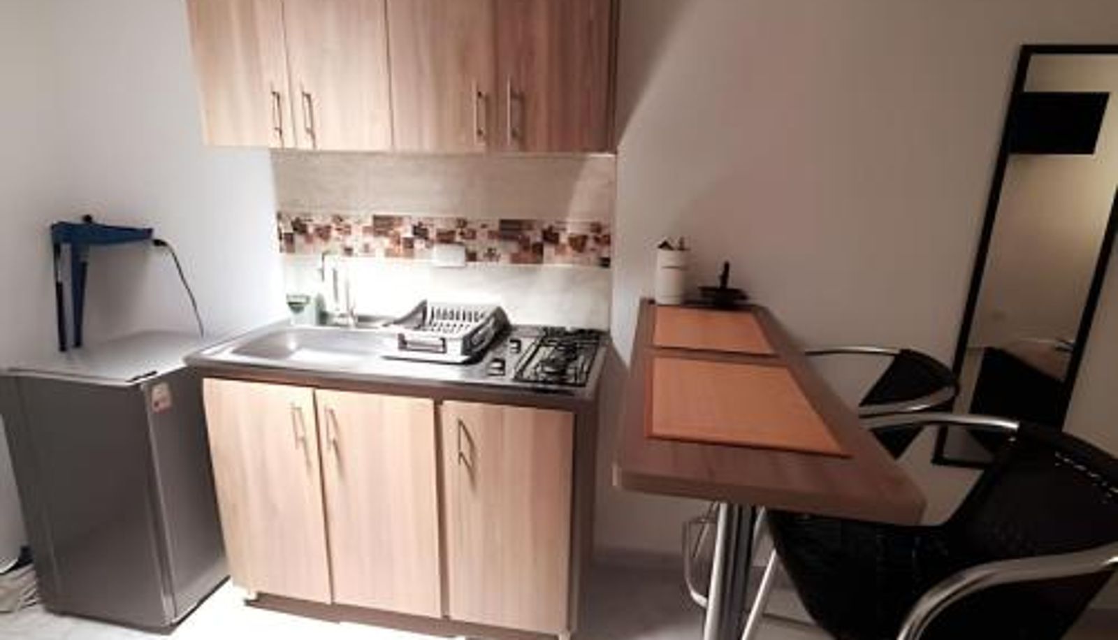 Habitación estándar - Circunvalar y Centro GURUS FR | Cerca al CC Arboleda
