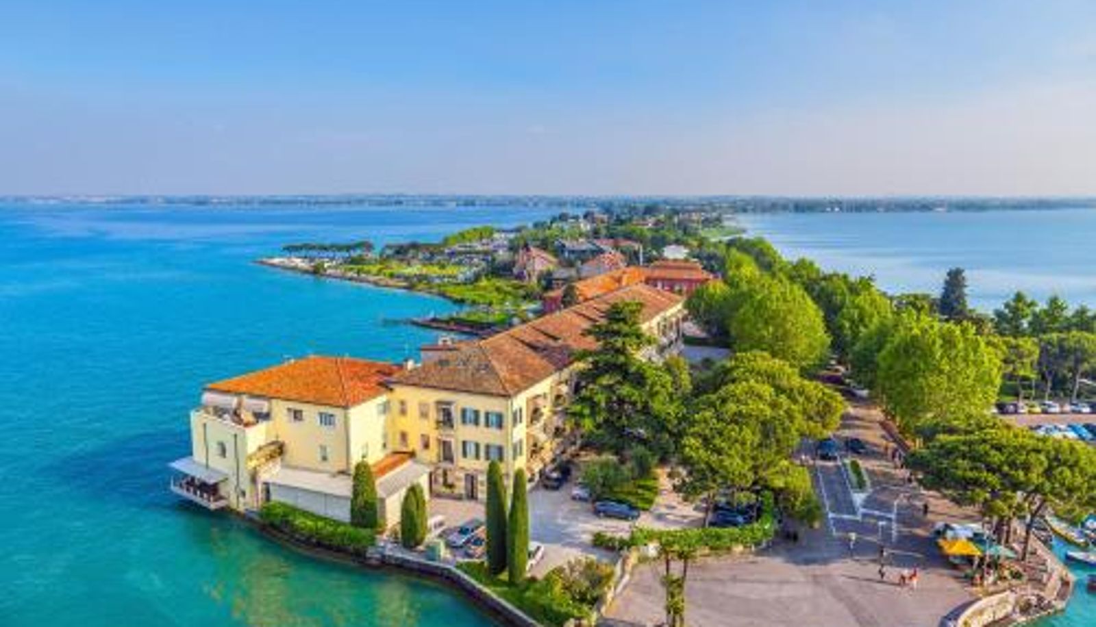 Appartamento - Borgo Degli Ulivi - 200m to the Lake with Shared Pool - Happy Rentals