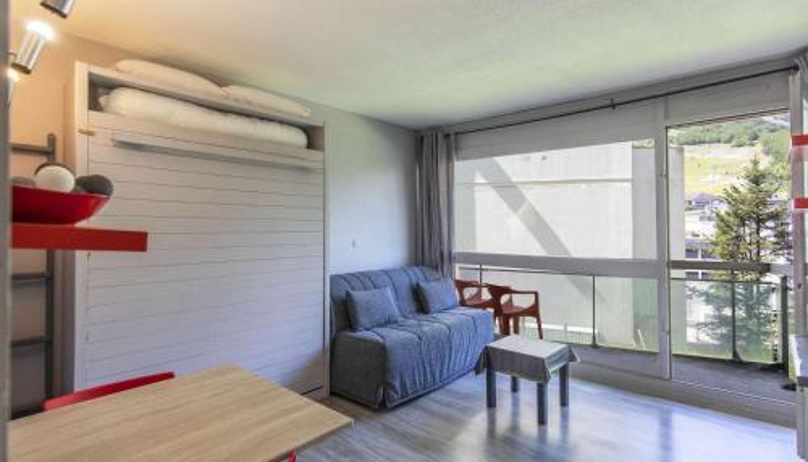 Info - balcon et cheminée - FR-1-400-118 Studio 3 pers proche pistes