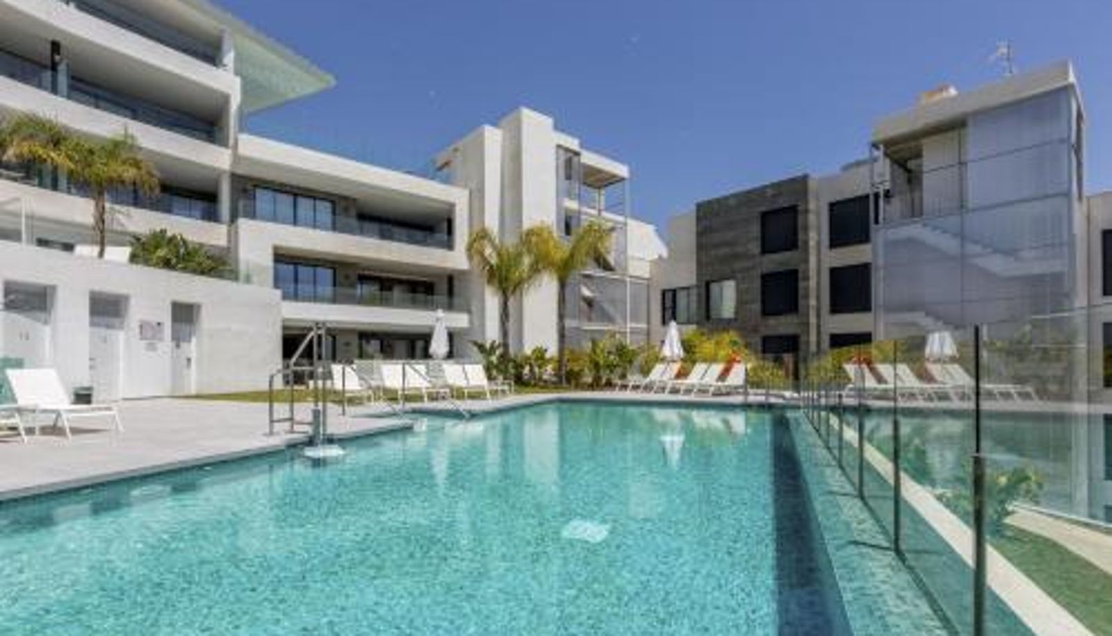 Apartment - Spa & Sea View  Gym ViVi Homes - Luca Pool