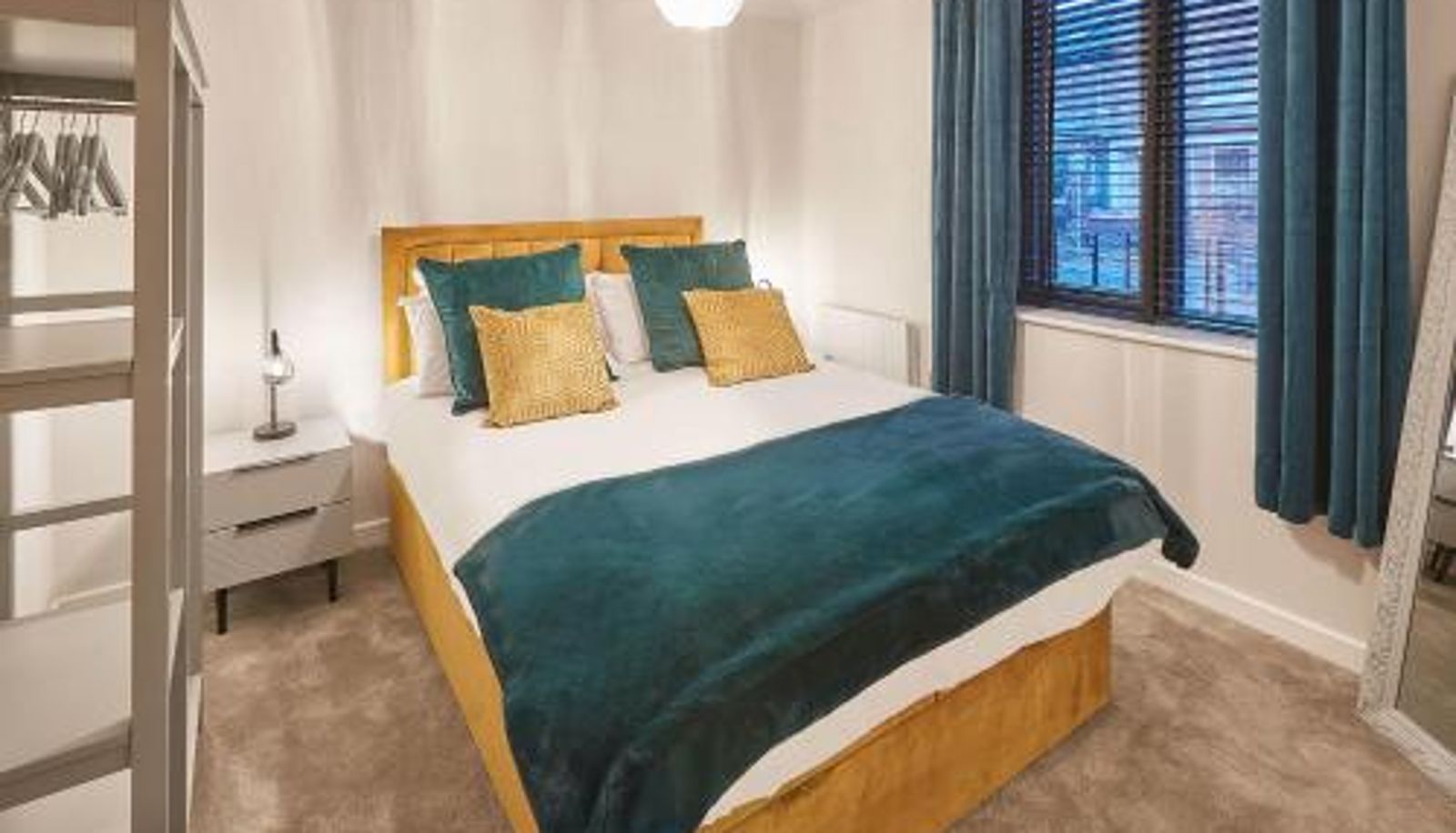 Zimmer - Host & Stay - Fern