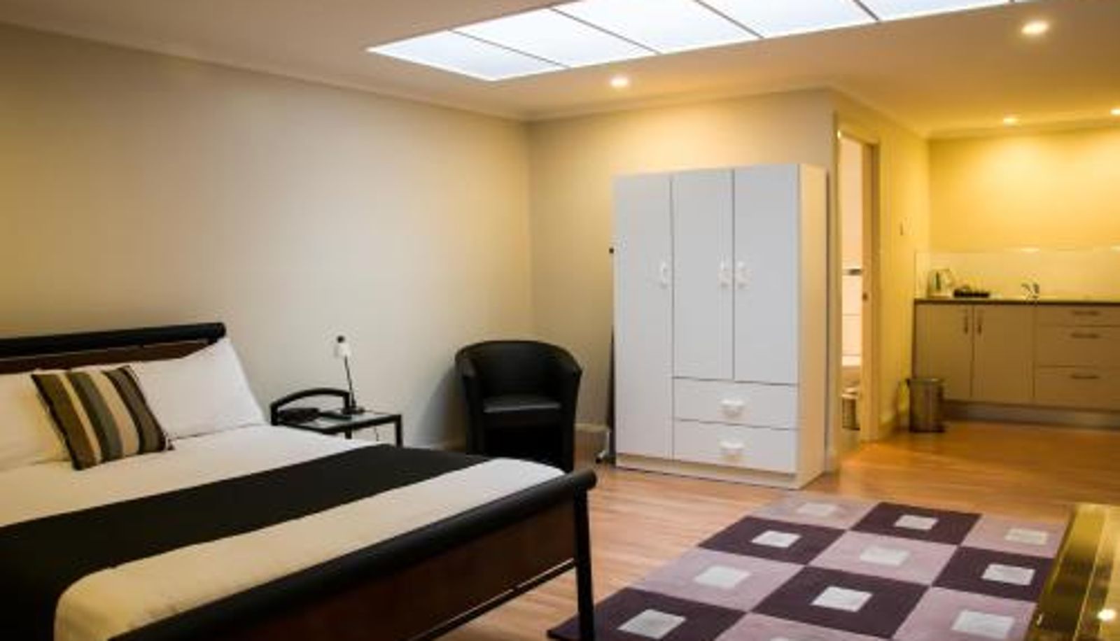 Camera standard - merseybank apartments