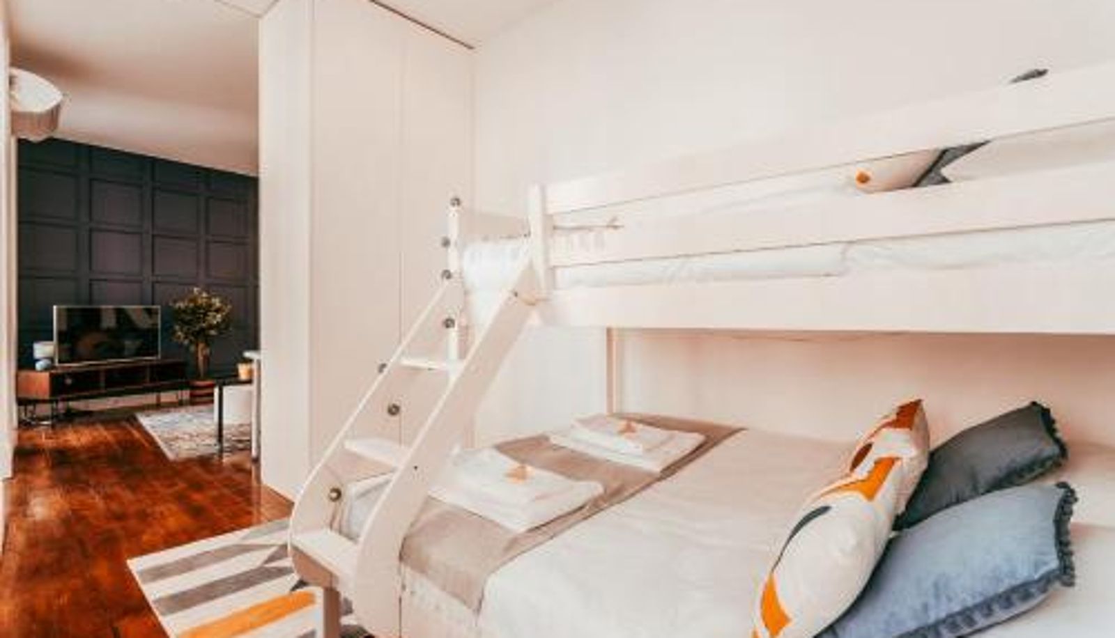 Apartment - Chic & Elegant Lapa by GT House