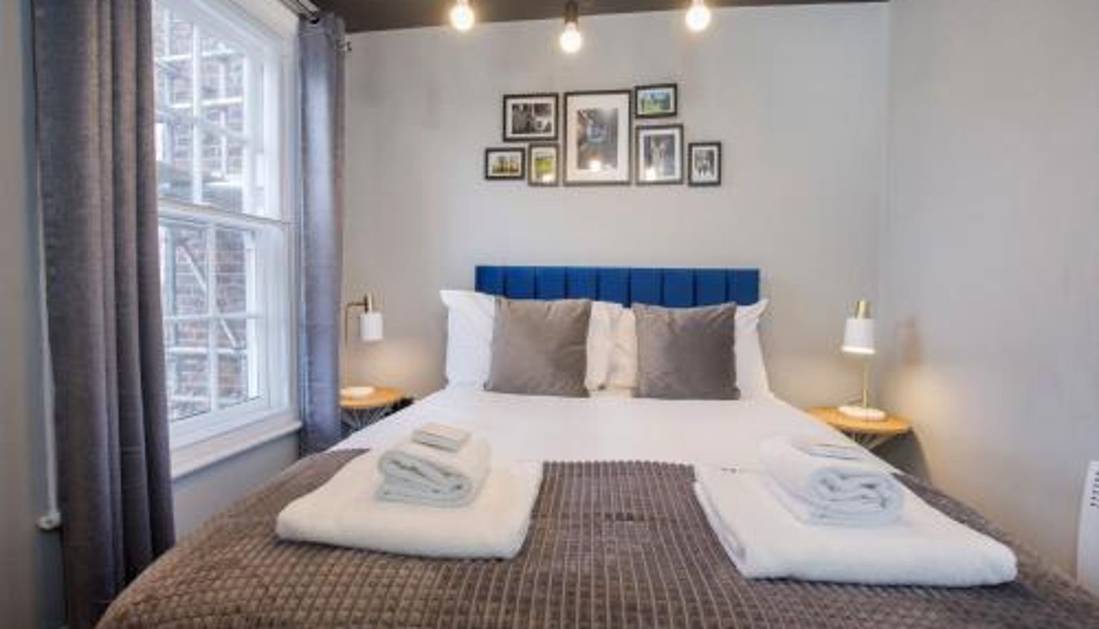 Apartment - modern City centre apartment sleeps 6 Bateman