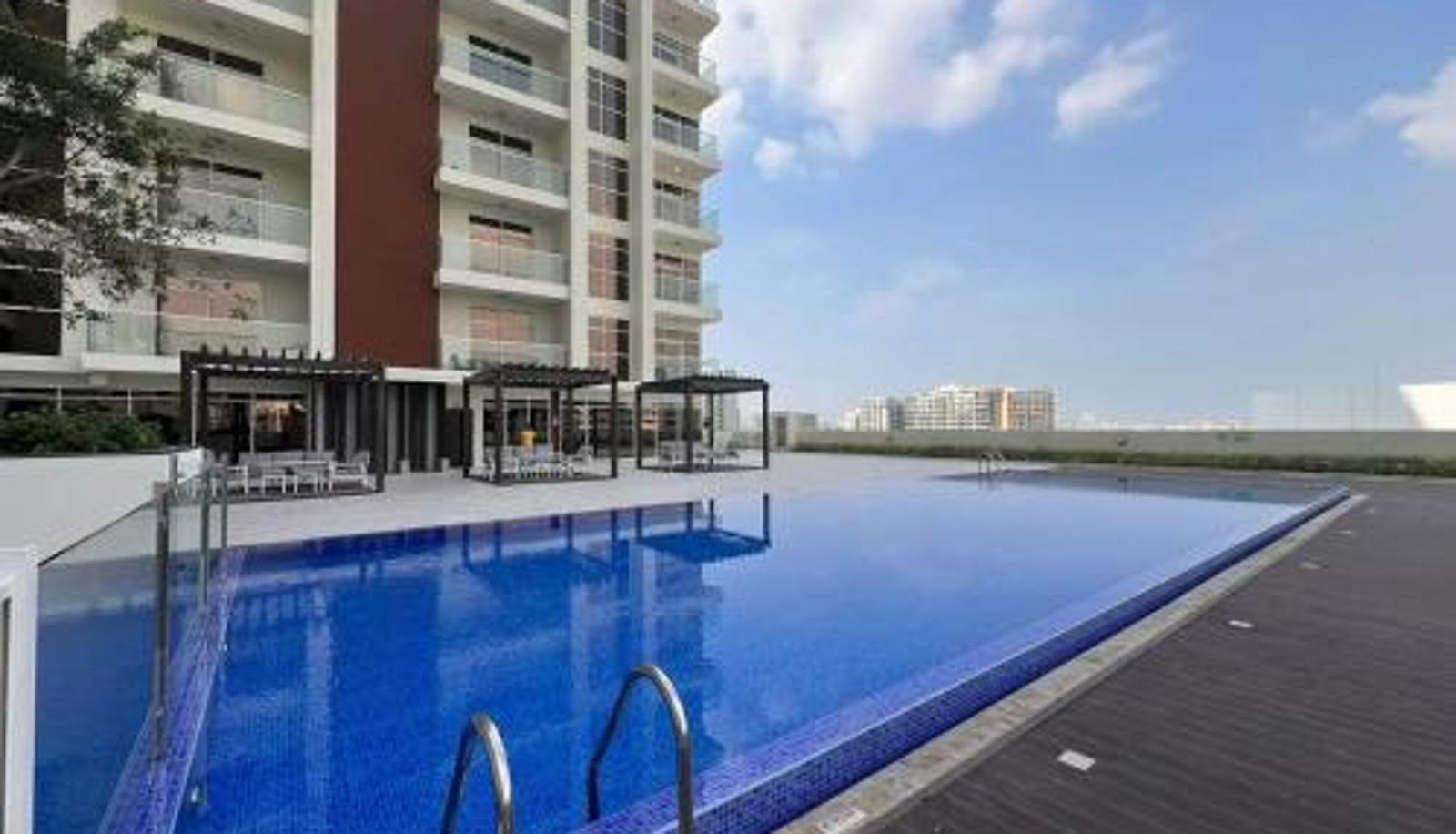 Info - Chic Studio Retreat in Jewelz Residence - Arjan 13