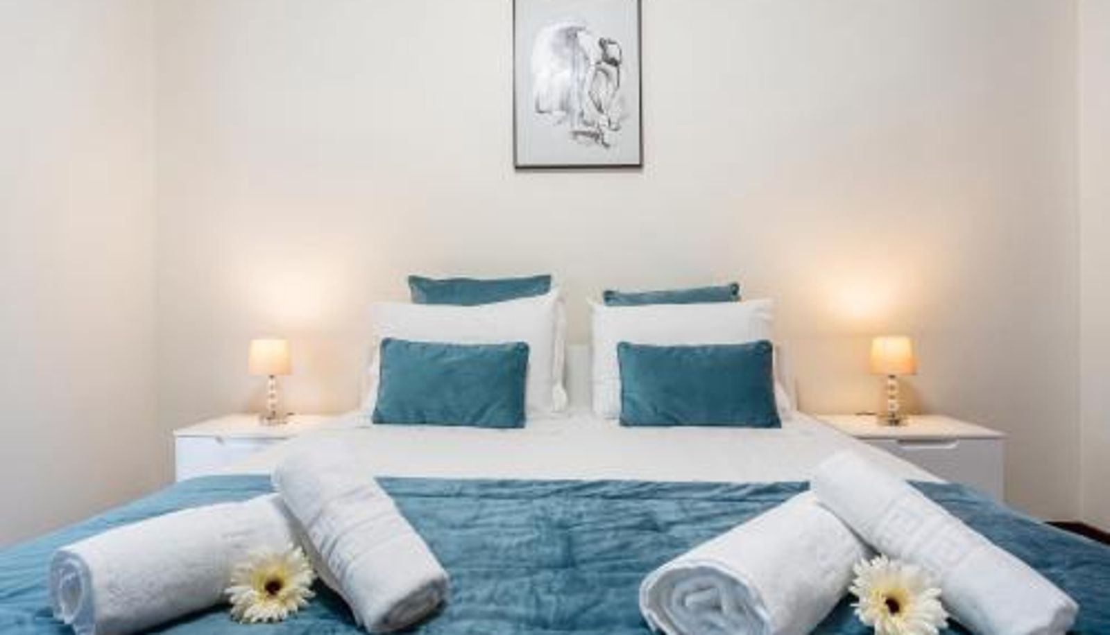 Zimmer - Charming Apartment in Funchal with Balcony and View