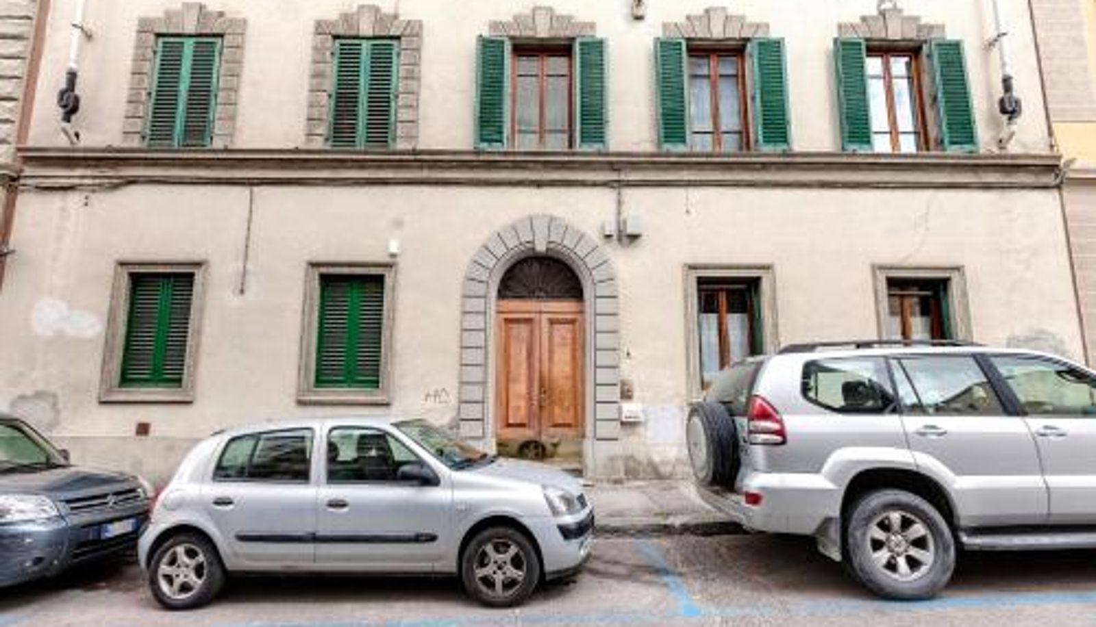 Info - Baldovini Apartment by Mamo Florence