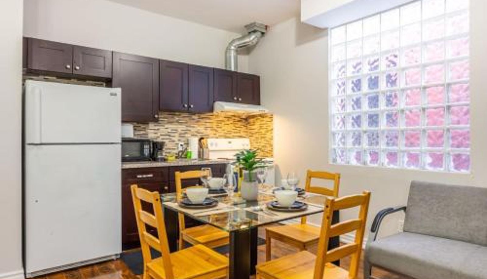 Info - Bright 1BR Apt with Niagara Falls and Scenic Stay