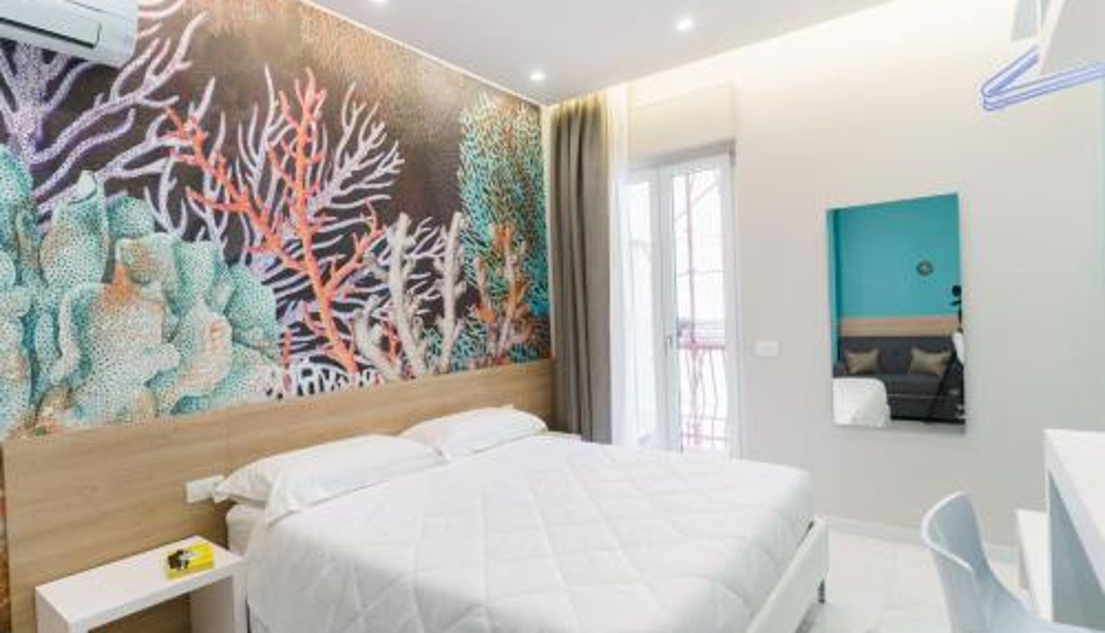 Zimmer - GuestHost - Abissi Room one step from the sea