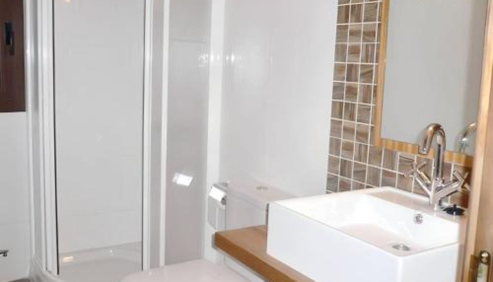 Łazienka - Comfortable Apartment with Mountain View in Laspaúles