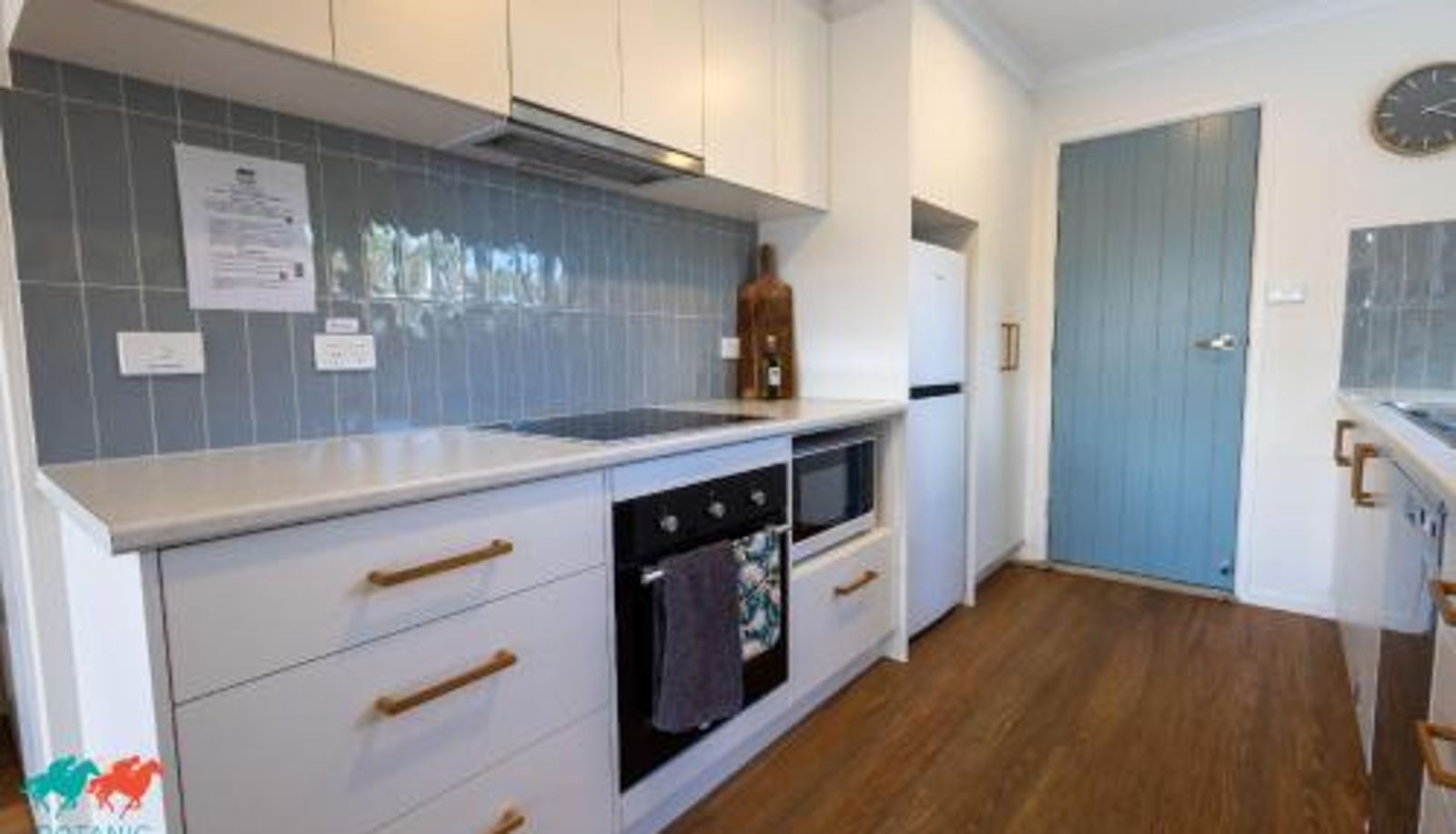 Apartment - Botanic Racecourse Apartments