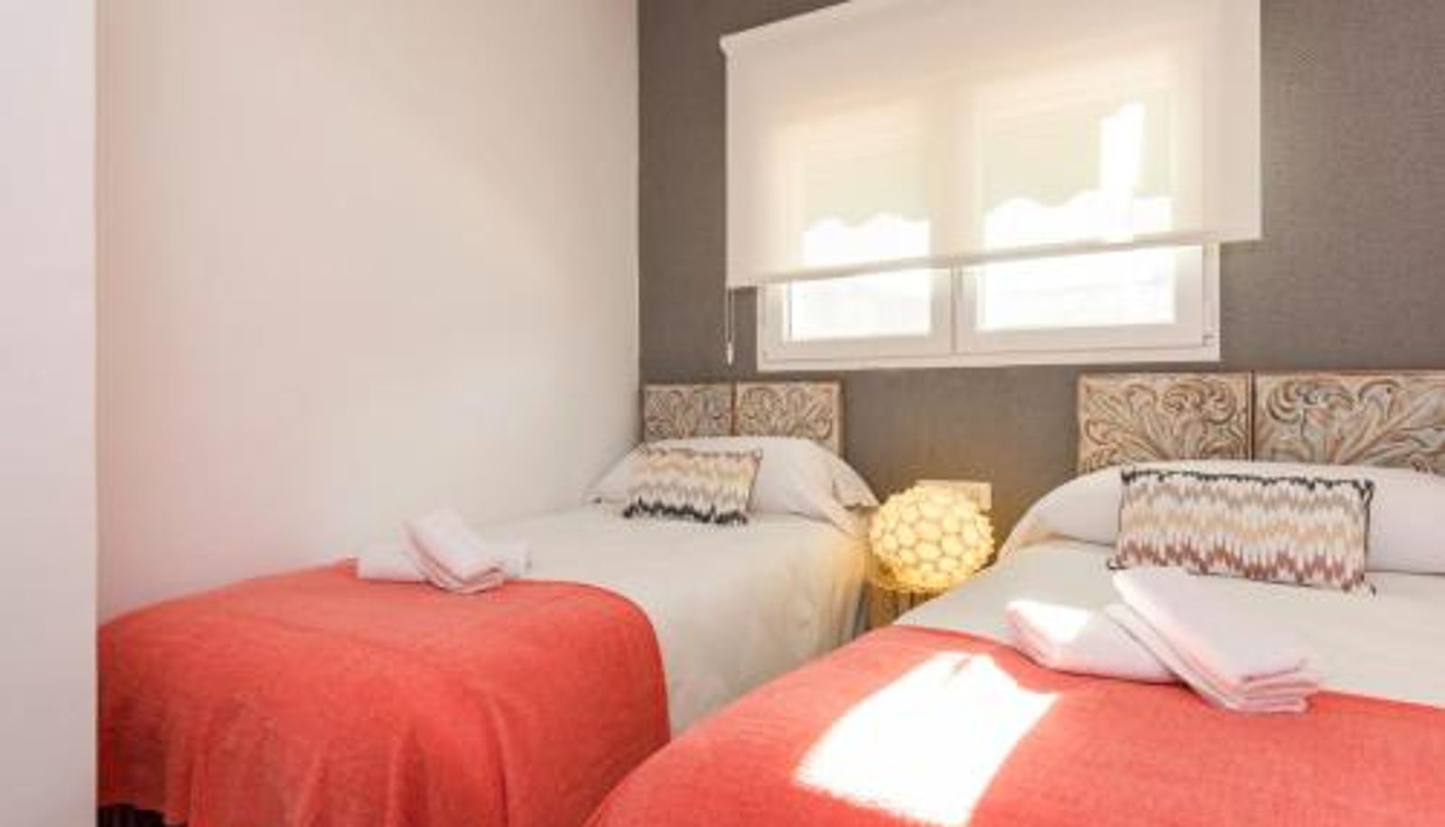Apartment - Genteel Home Mano de Hierro
