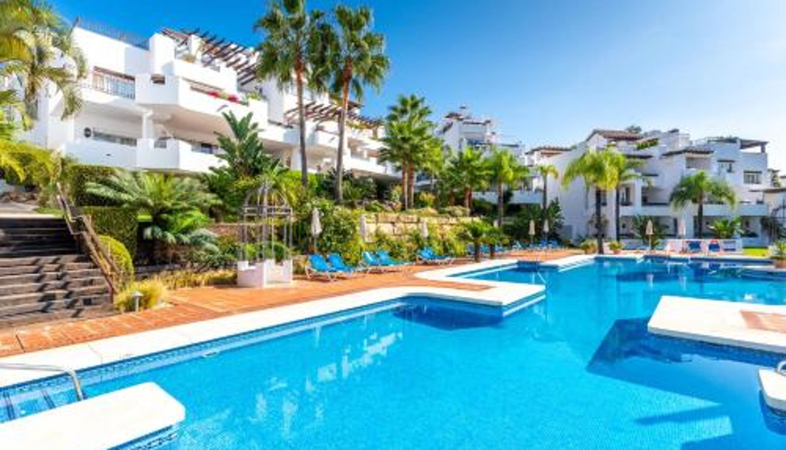 Appartement - Las Tortugas Marbella - Luxury Penthouse with Sea Views & Jacuzzi