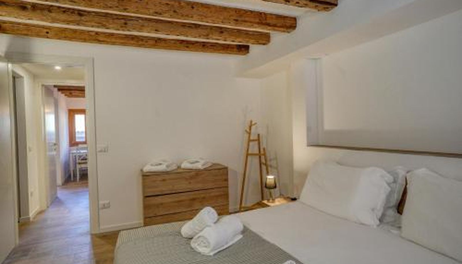 Apartment - Ecco Suites Apartments