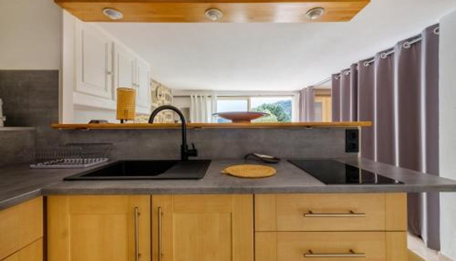 Apartament - Rez-de-villa avec piscine