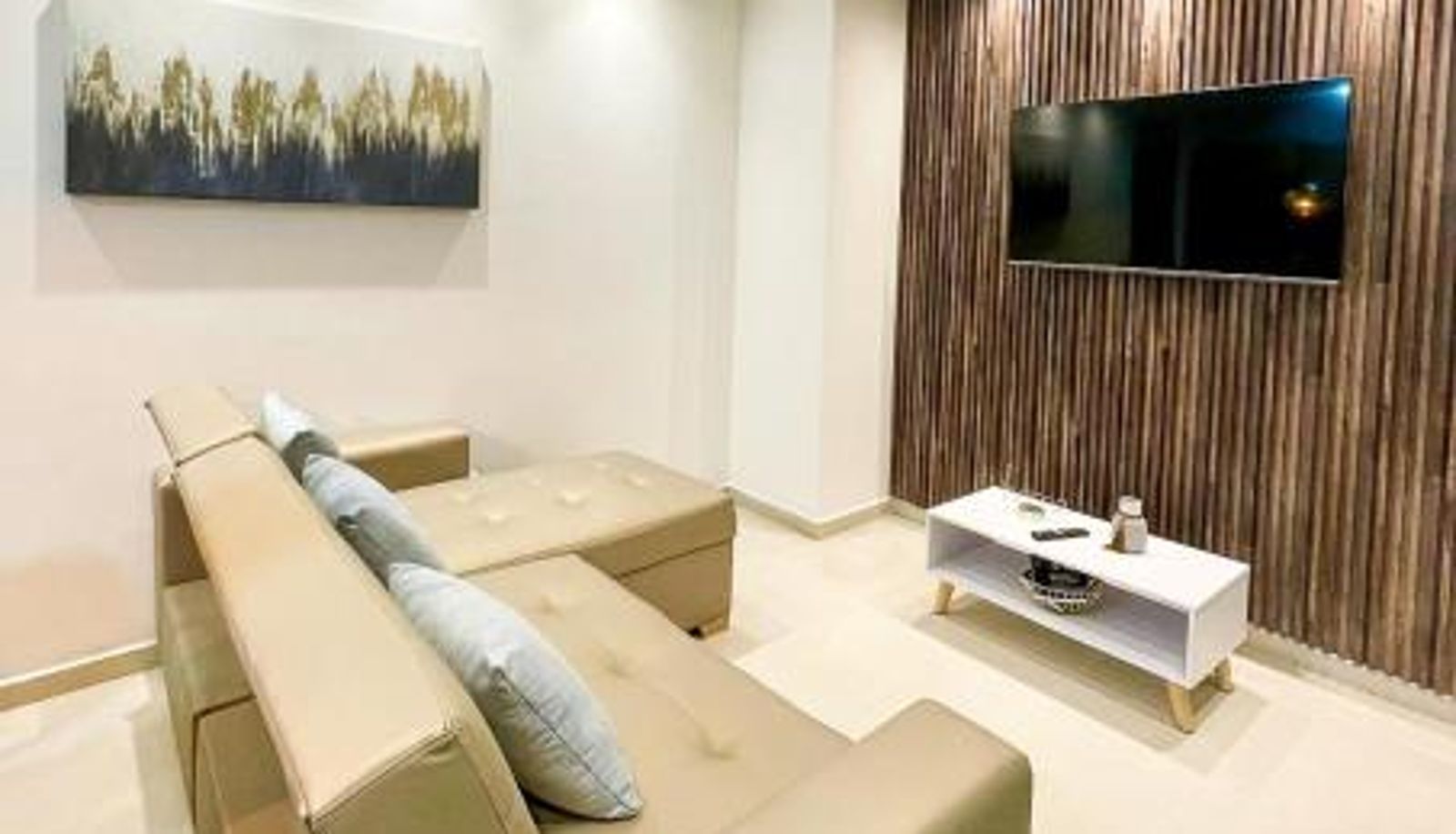 Info - 601S Penthouse moderno con Parqueo Incluido