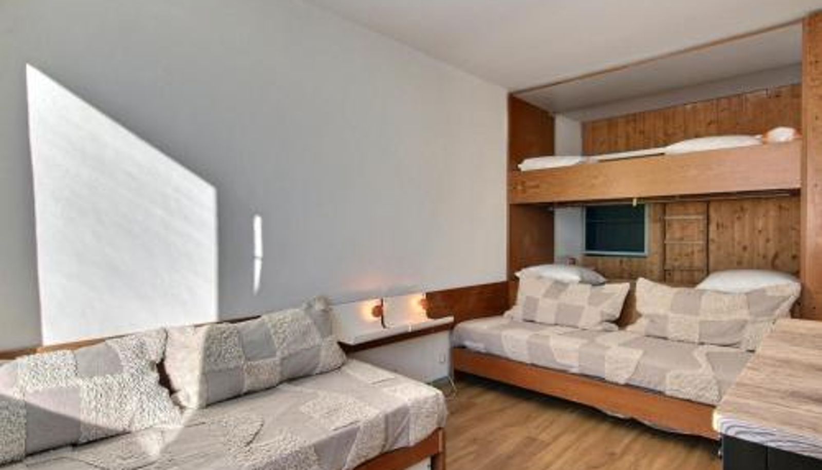 Standardzimmer - Joli studio pour 3/4 pers. face aux pistes avec balcon ensoleillé - FR-1-455-226