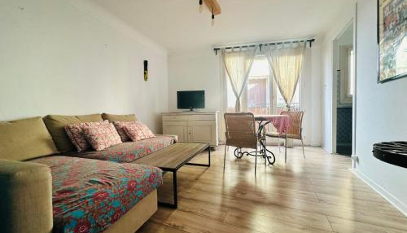 Info - Charmant T2 au cœur de Collioure avec balcon et Wi-Fi - FR-1-309-482
