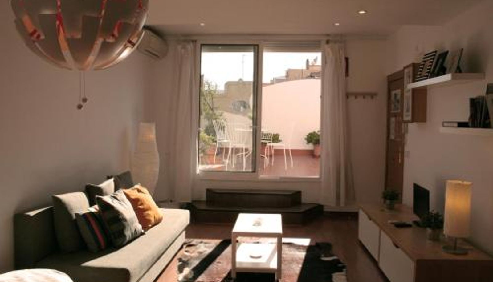 Info - Urgell - Lovely apartment with a terrace