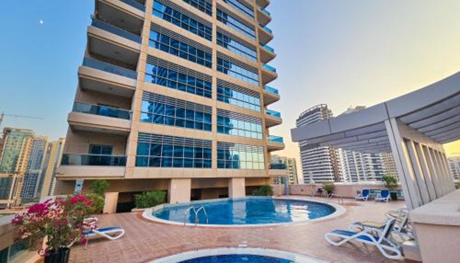Apartment - EasyGo- Comfy STU in Dubai Marina -Zum04