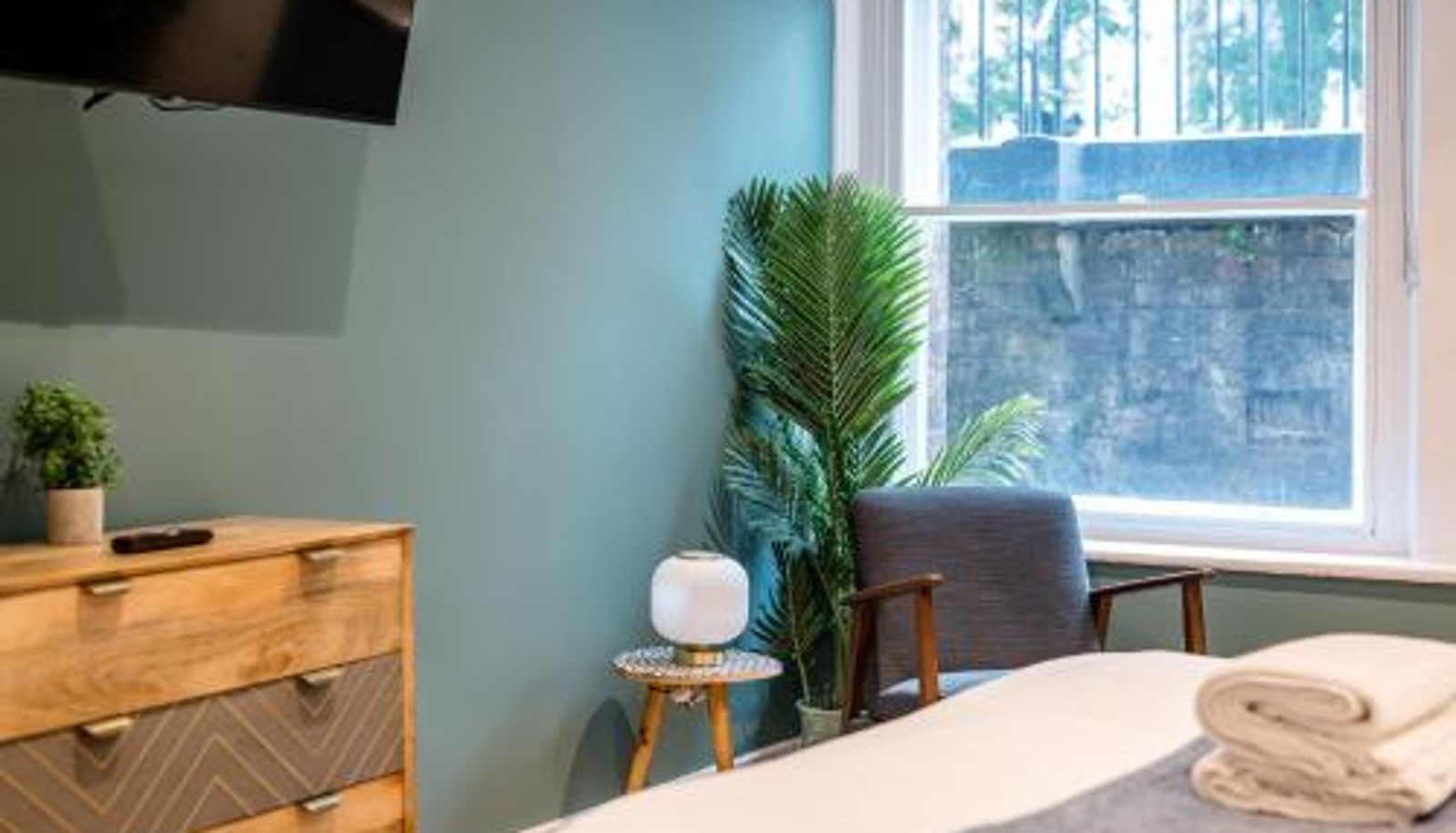 Apartment - Host & Stay - Catharine Quarters