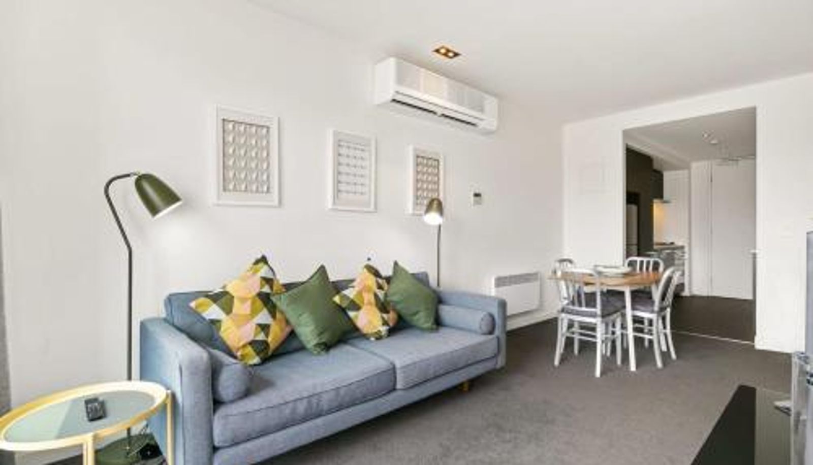 Info - East Melb 2bed parking pet friendly
