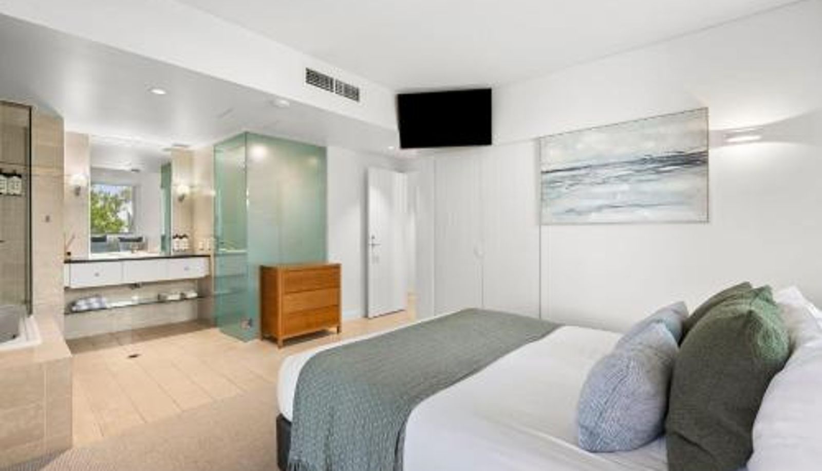 Suite - Hastings Suites by Stay Noosa