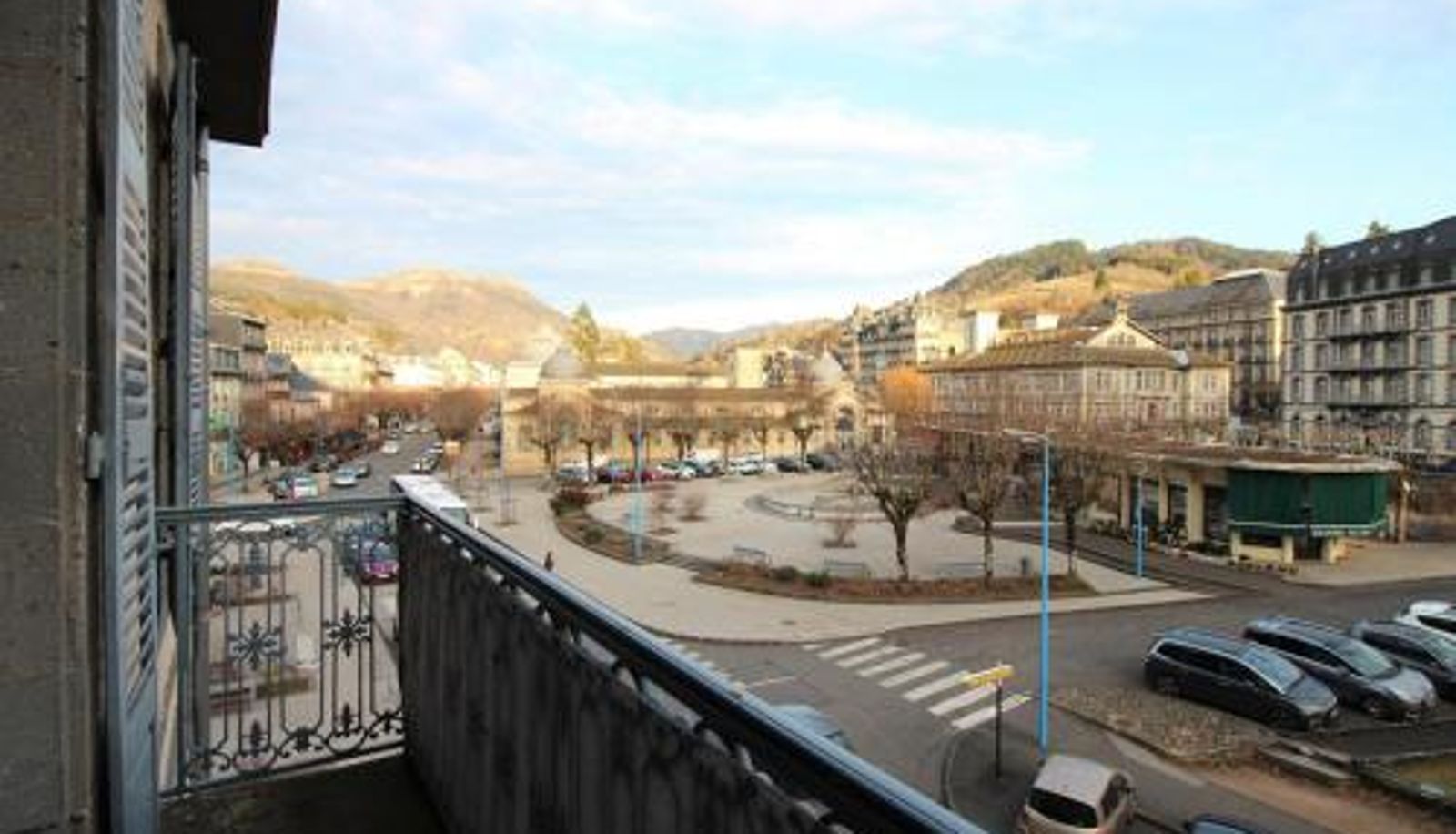 Standaardkamer - T3 à La Bourboule avec parking et WiFi - Idéal pour 4 personnes - FR-1-608-226