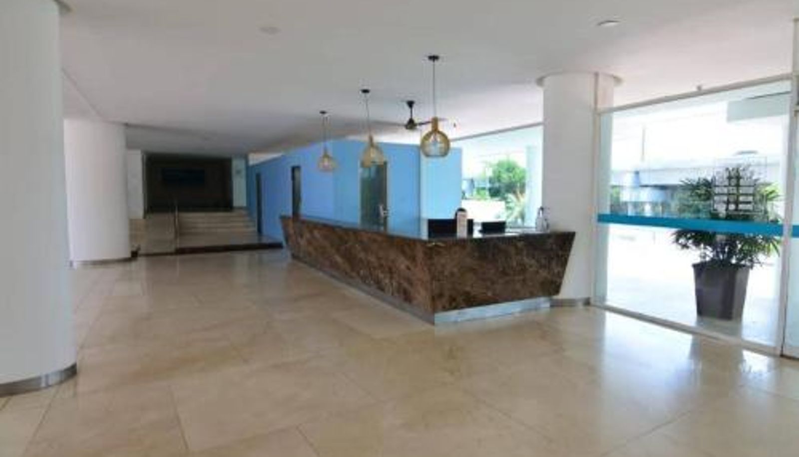 Apartment - Vista directa al mar con amplia terraza y 3 habitaciones