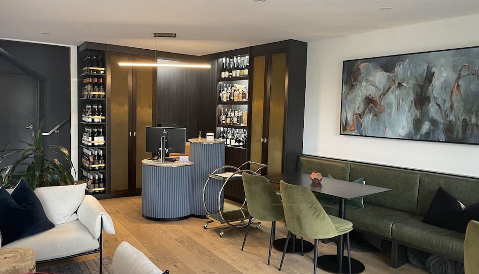 Rezeption - The Charles Boutique Hotel & Dining