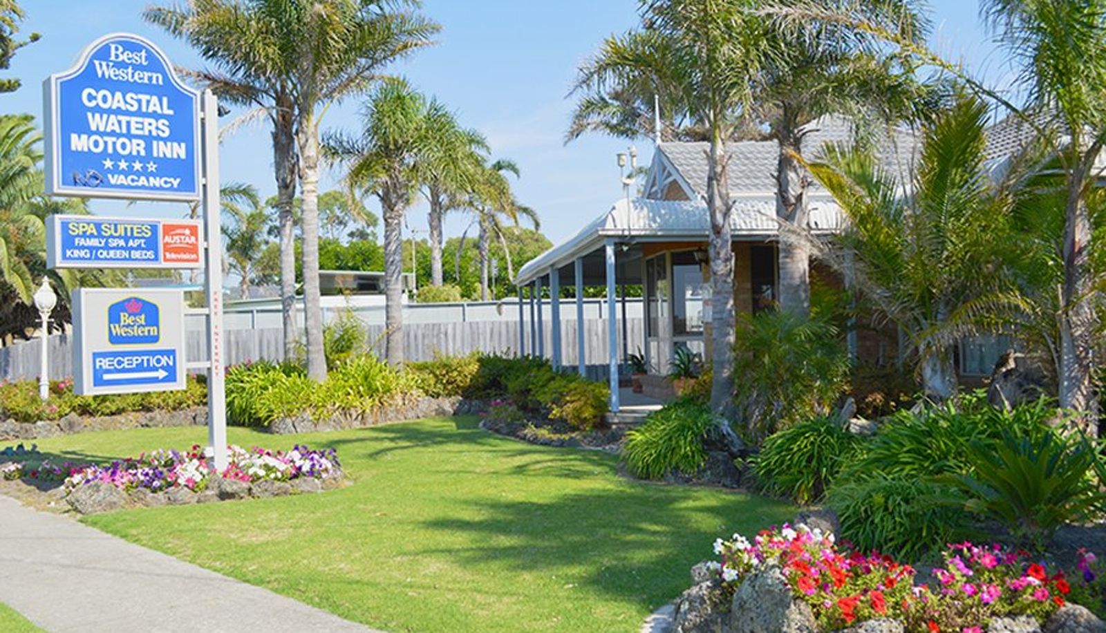 Außenansicht - Coastal Waters Motor Inn