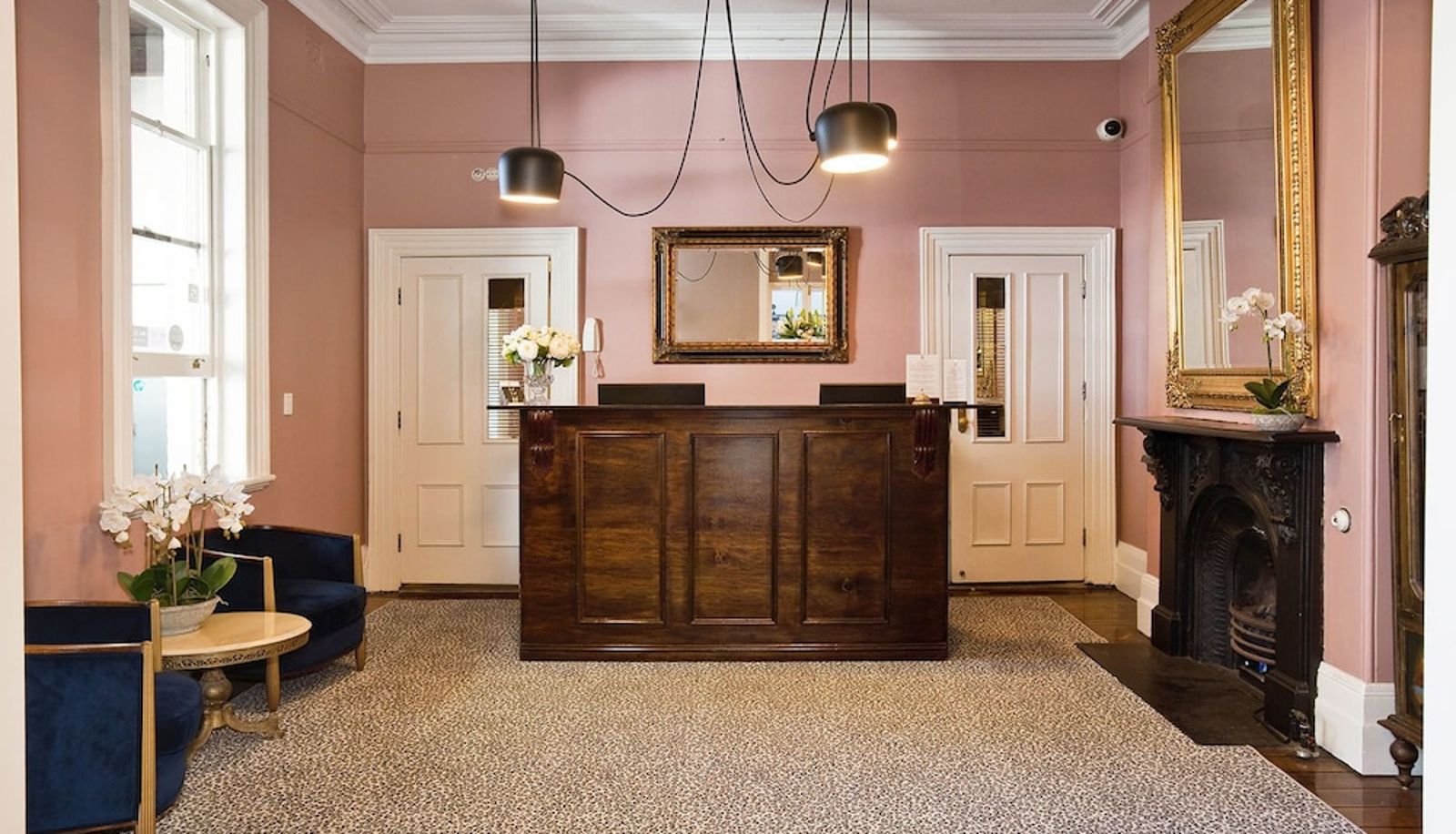 Rezeption - The Hughenden Boutique Hotel