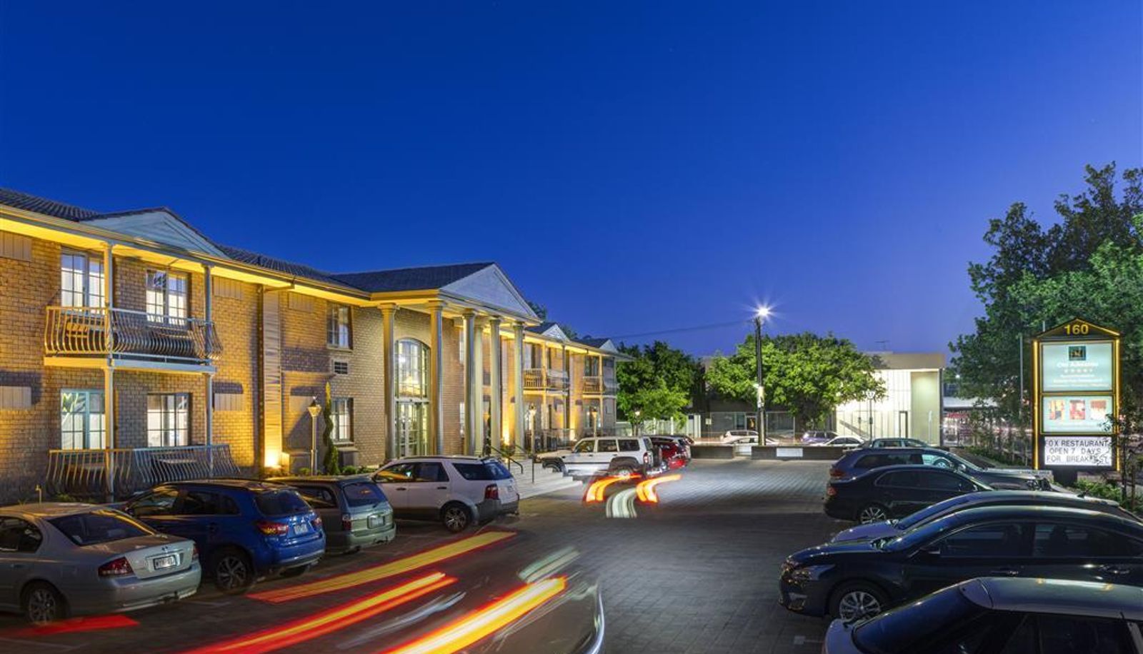 Vista exterior - Adelaide Inn