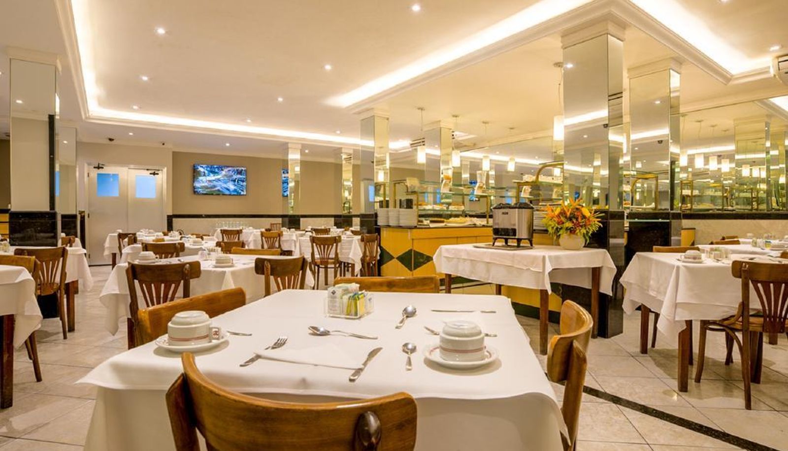 Restaurant - Argentina Hotel