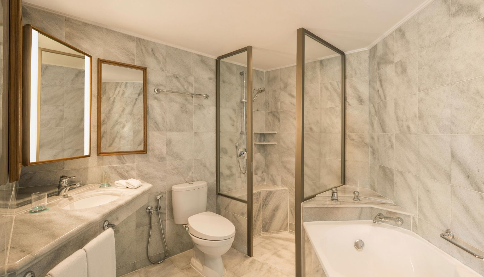 Zimmer - Le Meridien Jakarta