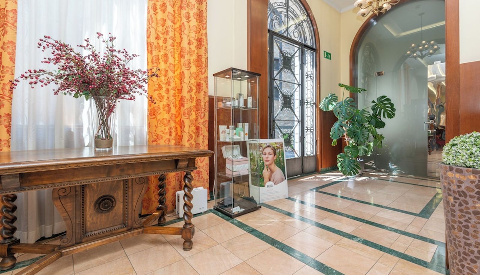 Rezeption - Hotel SPA Termes Carlemany