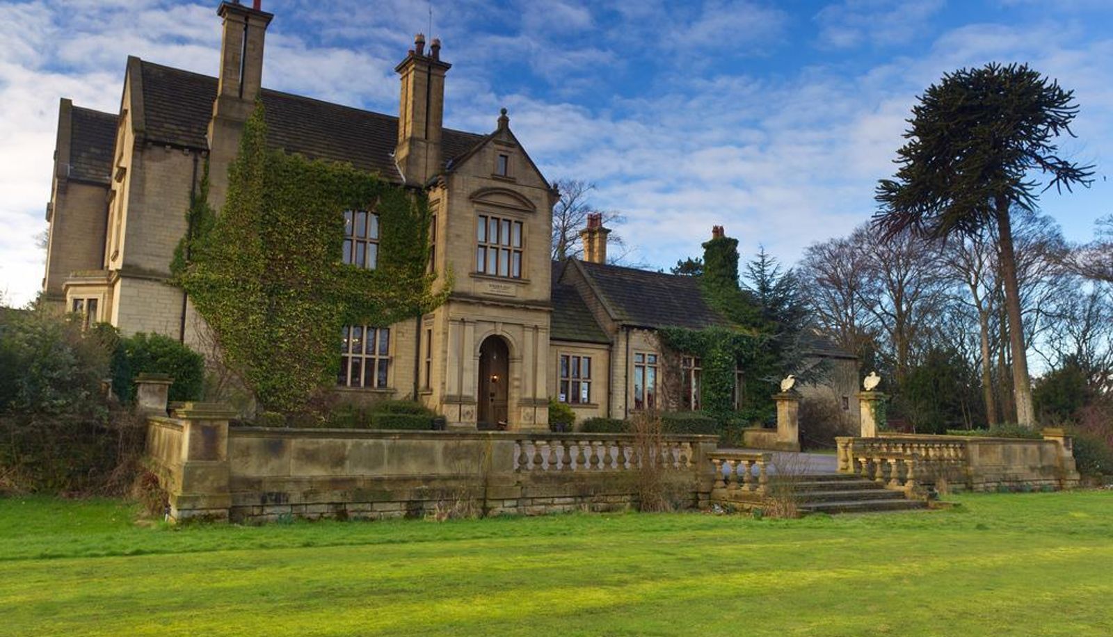 Exterior view - BAGDEN HALL HOTEL