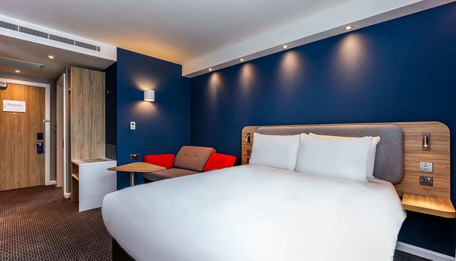 Room - Holiday Inn Express EDINBURGH - CITY WEST by IHG