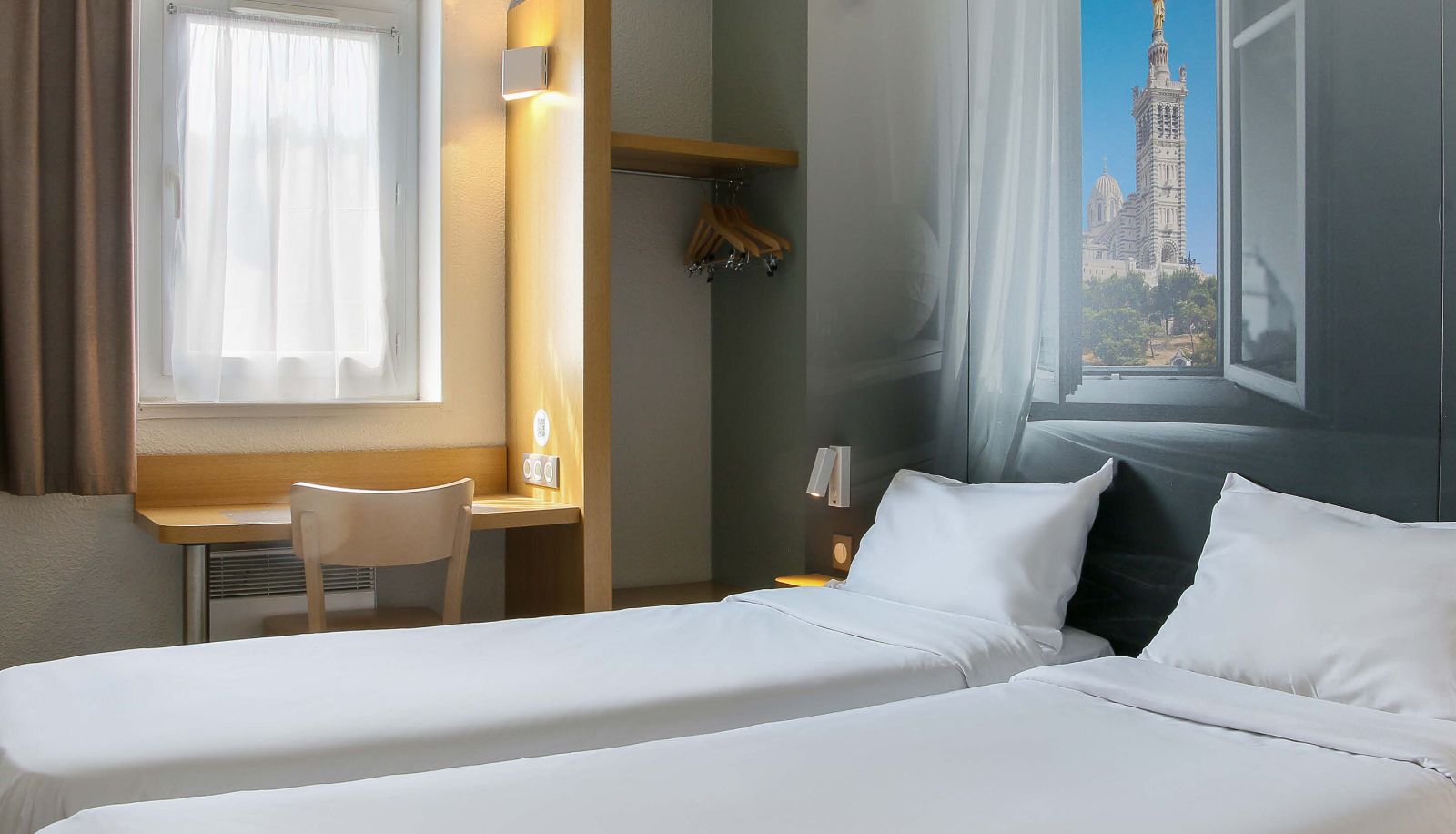 Zimmer - B&B HOTEL Marseille Estaque