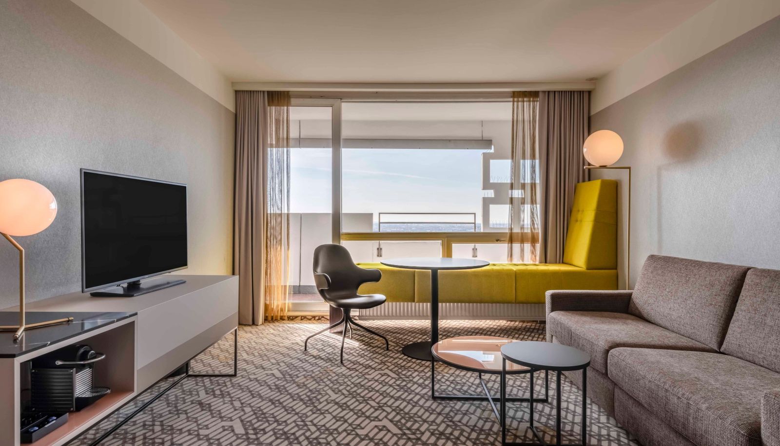 Room - Four Points by Sheraton Munich Arabellapark