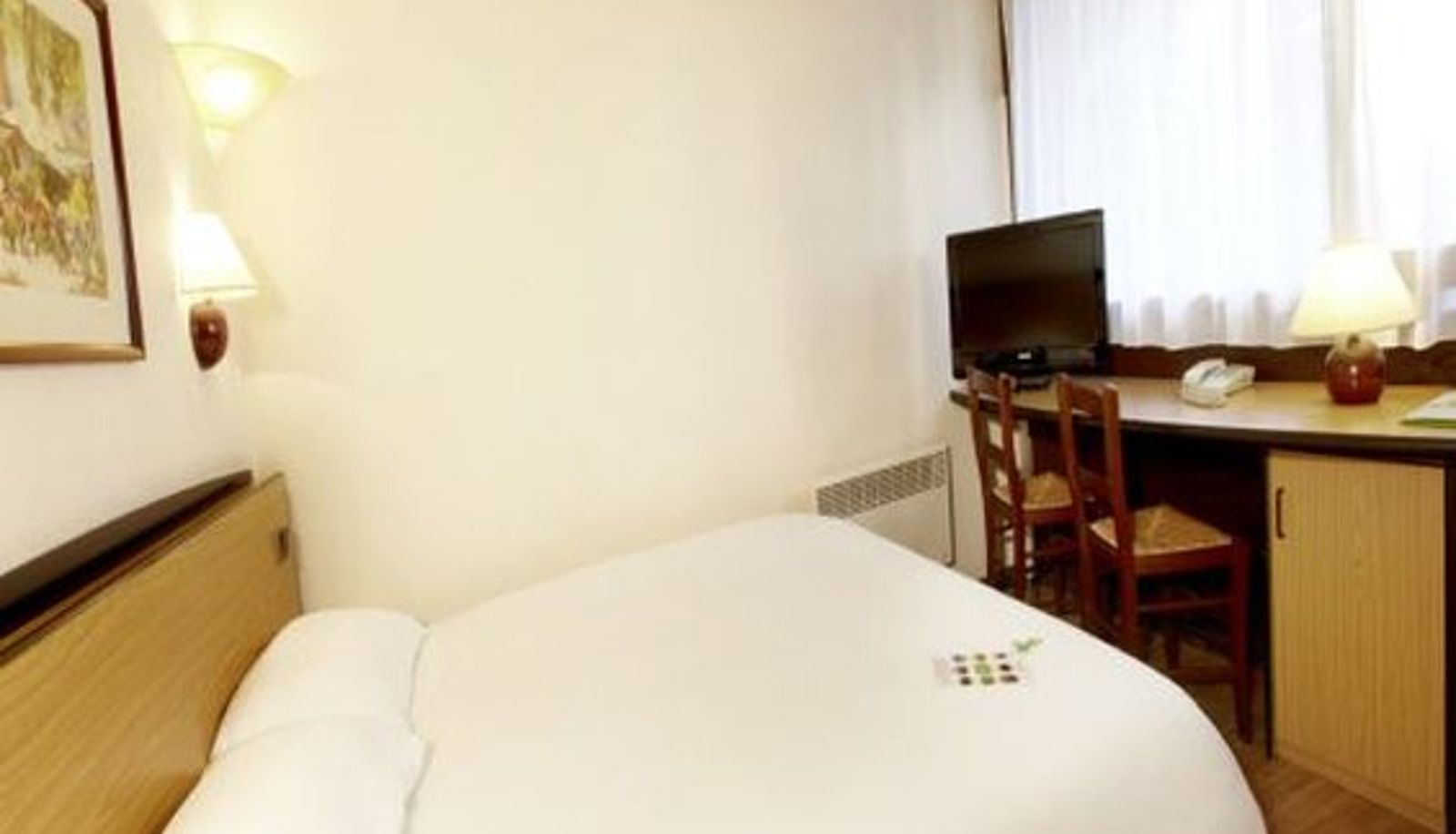 Room - CAMPANILE AVALLON