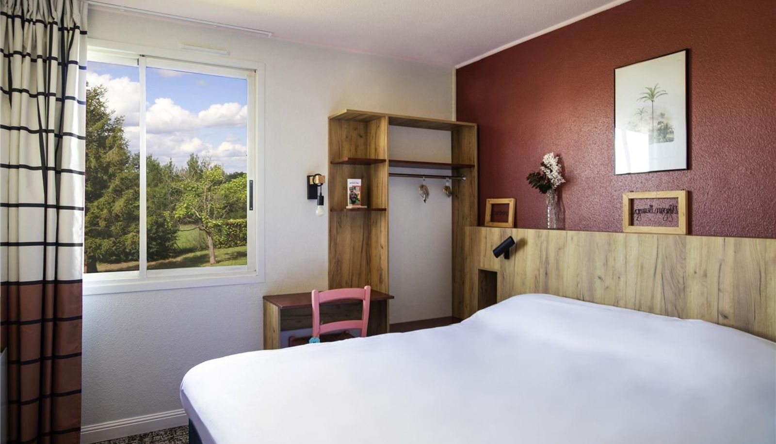 Zimmer - greet Hotel Castres Saix