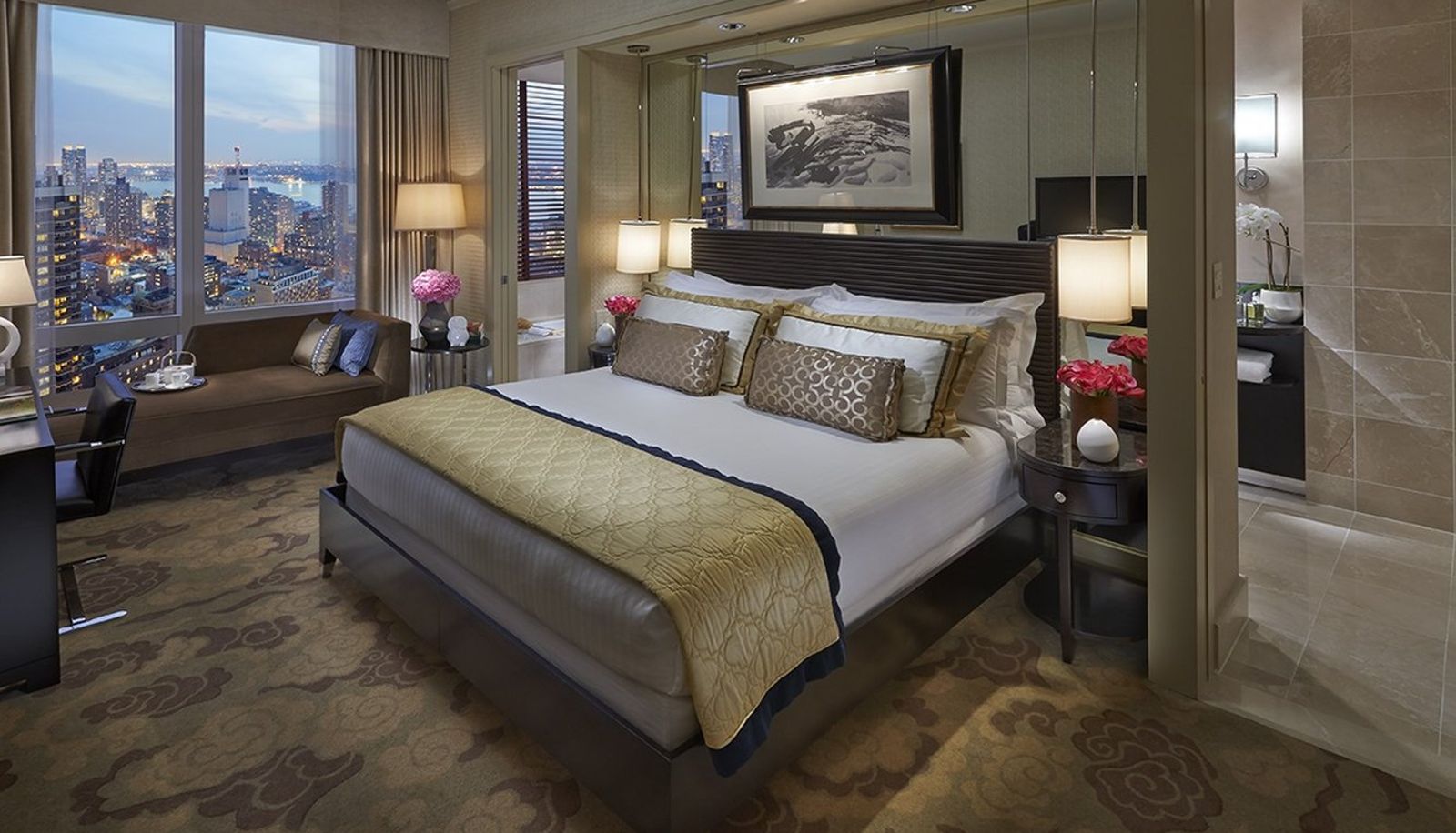 Camera - New York Mandarin Oriental