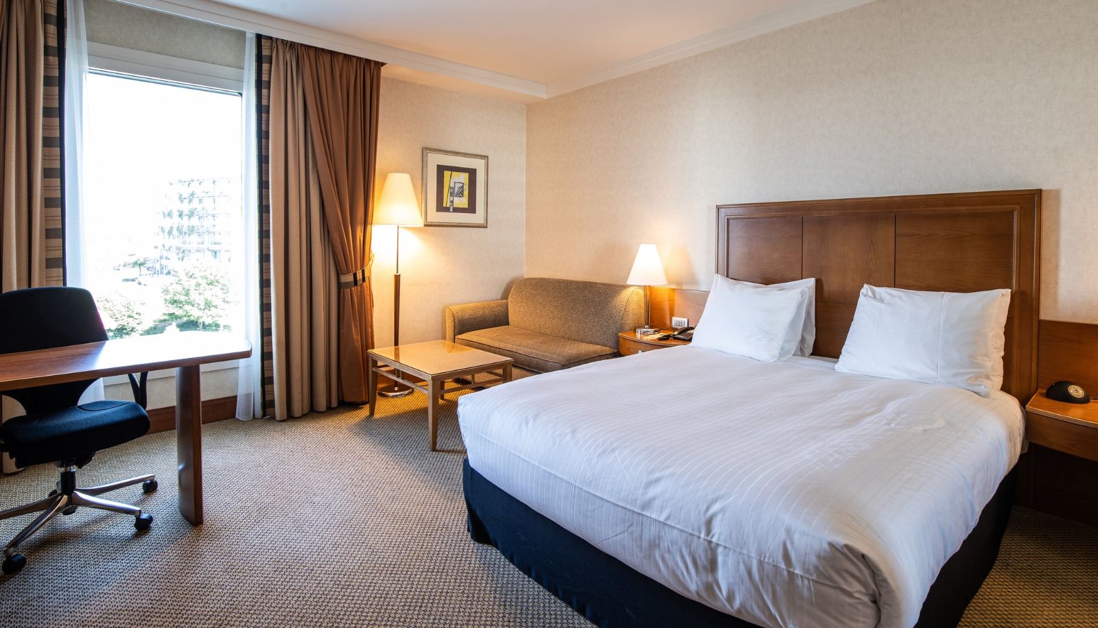 Camera - Crowne Plaza BRUSSELS AIRPORT by IHG