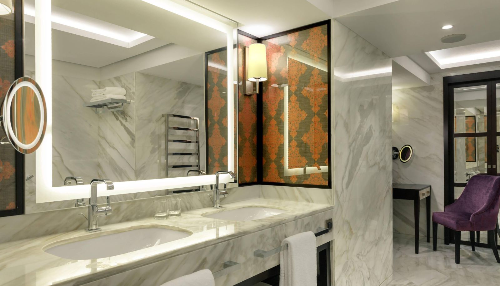 Room - Sheraton Bucharest Hotel