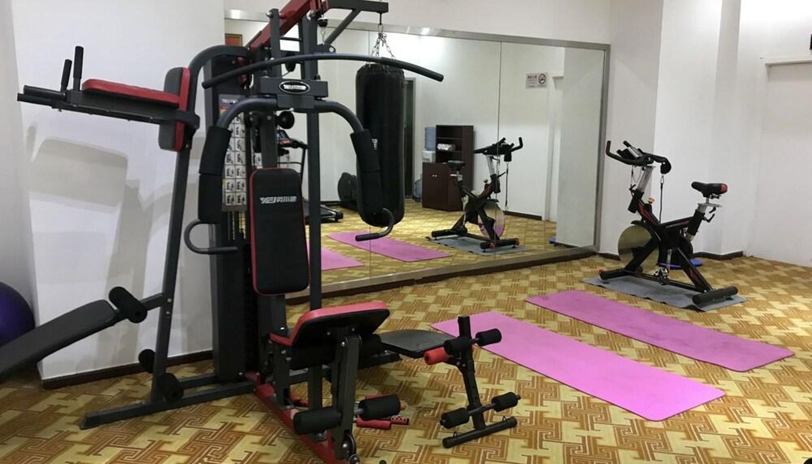 Gimnasio - The Bund Riverside Hotel